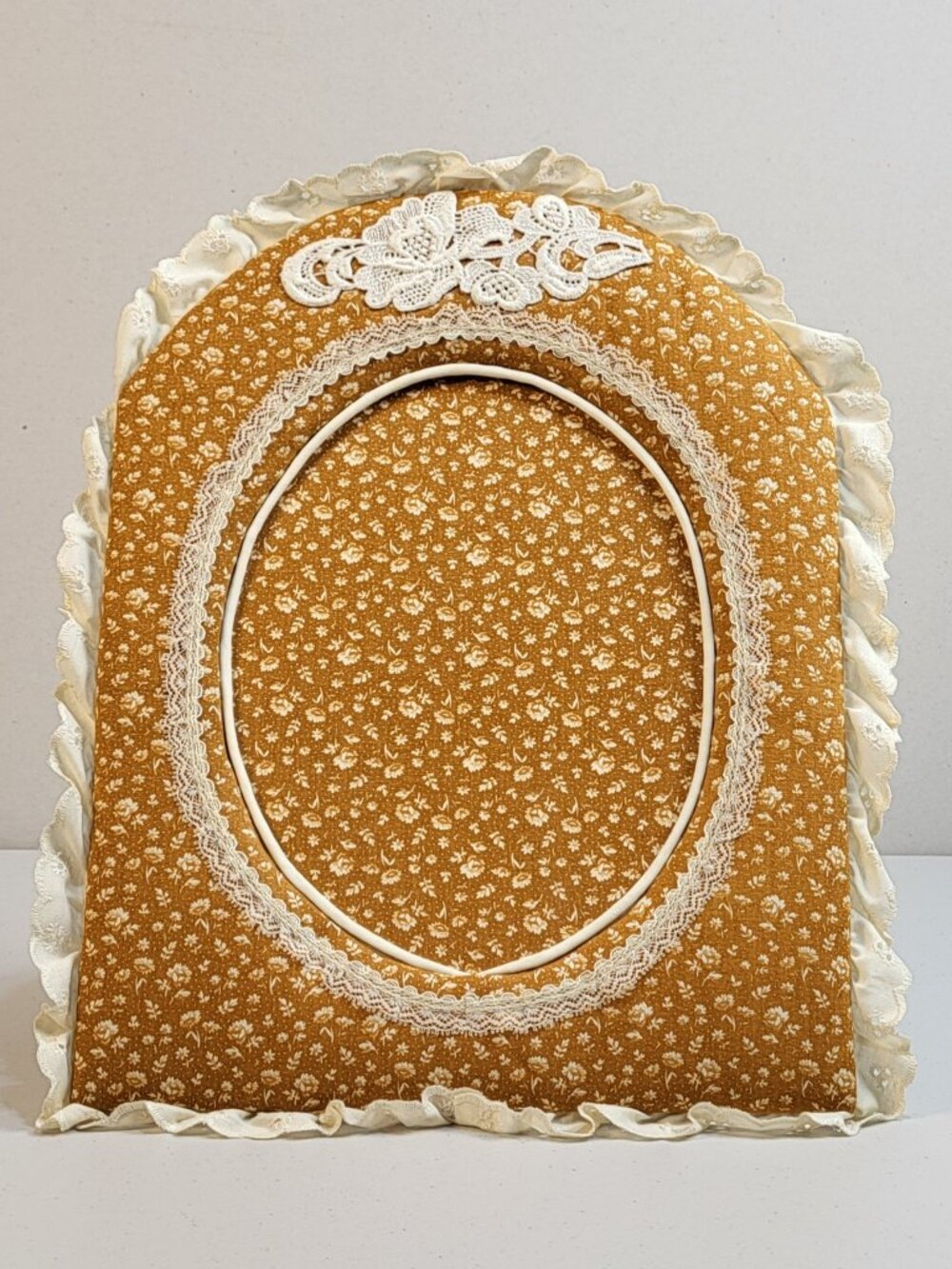 Vtg Artisan Photo Frame Cotton Fabric Padded Lace 15"x11.5" Caramel New '70s USA